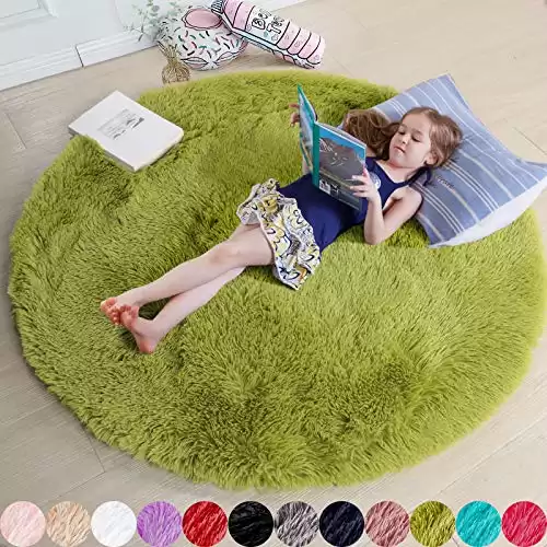 Reading Round Rug